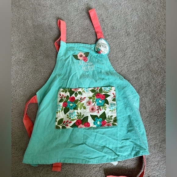 Girls children apron NWT - Picture 1 of 3